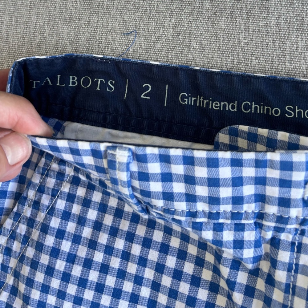 Girlfriend Chino Shorts - Picture 2 of 6